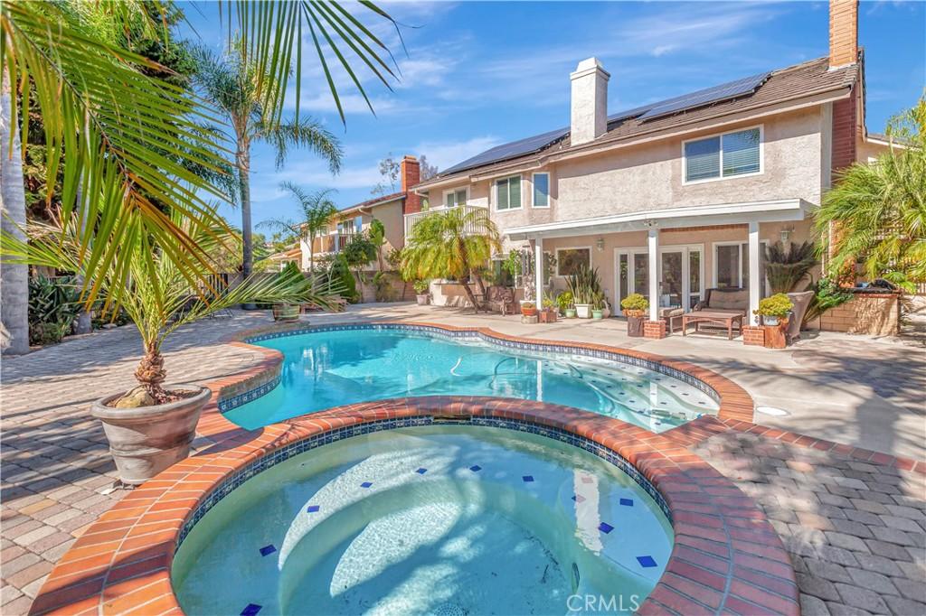 MLS #OC26012105 image #0