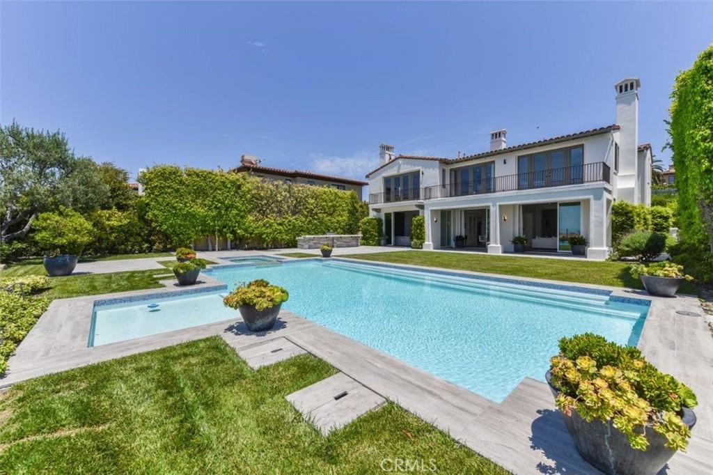 MLS #OC26016206 image #0