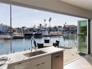 MLS #OC26017040 image #0