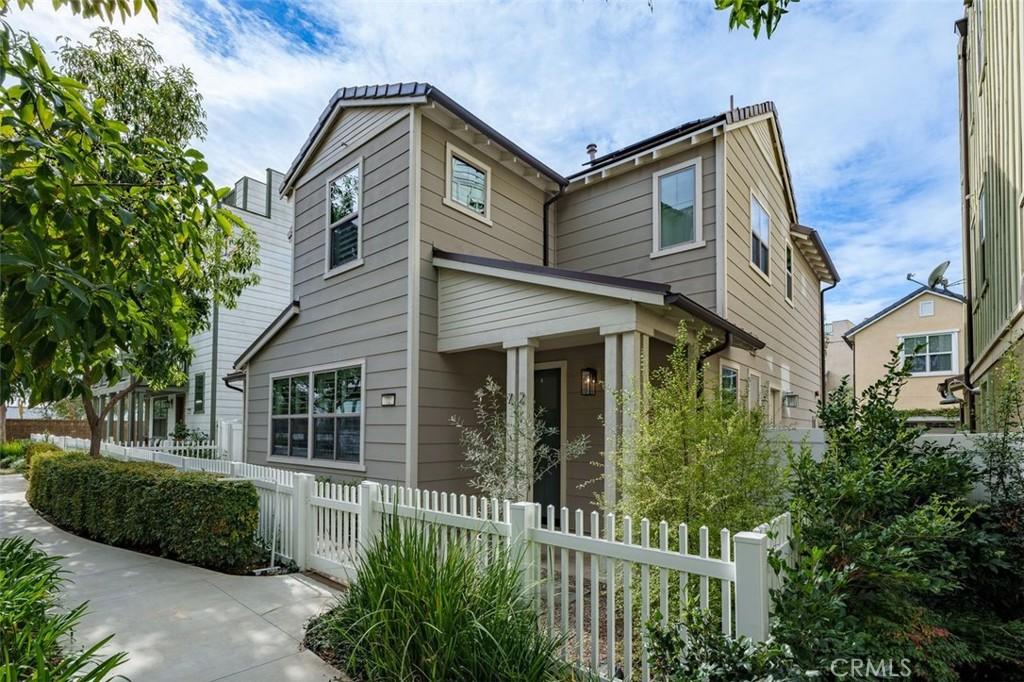 MLS #OC26019337 image #0