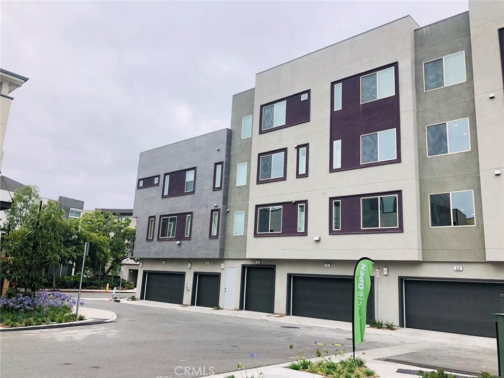 MLS #OC26020427 image #0