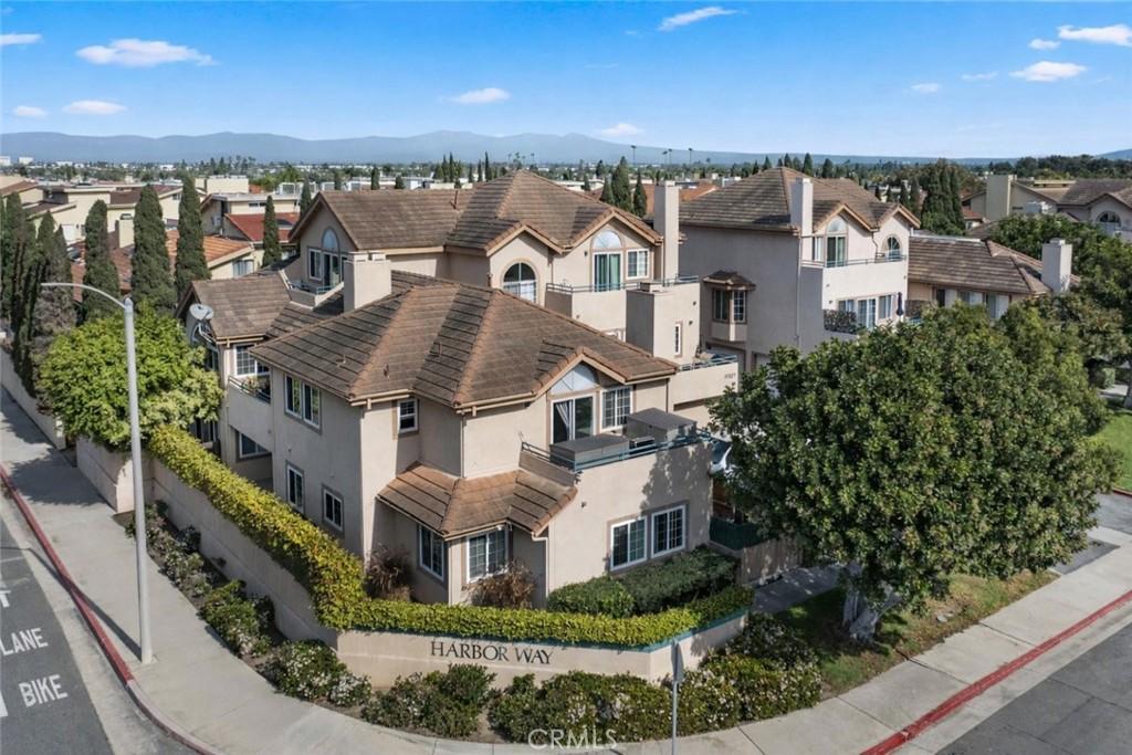 MLS #OC26023216 image #0