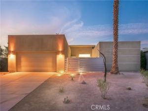 MLS #OC26023332 image #0