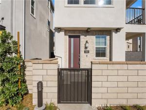 MLS #OC26025067 image #0