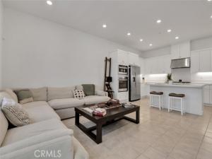 MLS #OC26025652 image #0