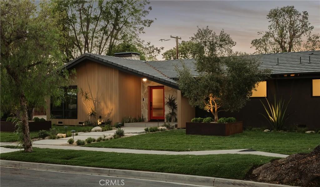 MLS #OC26027199 image #0