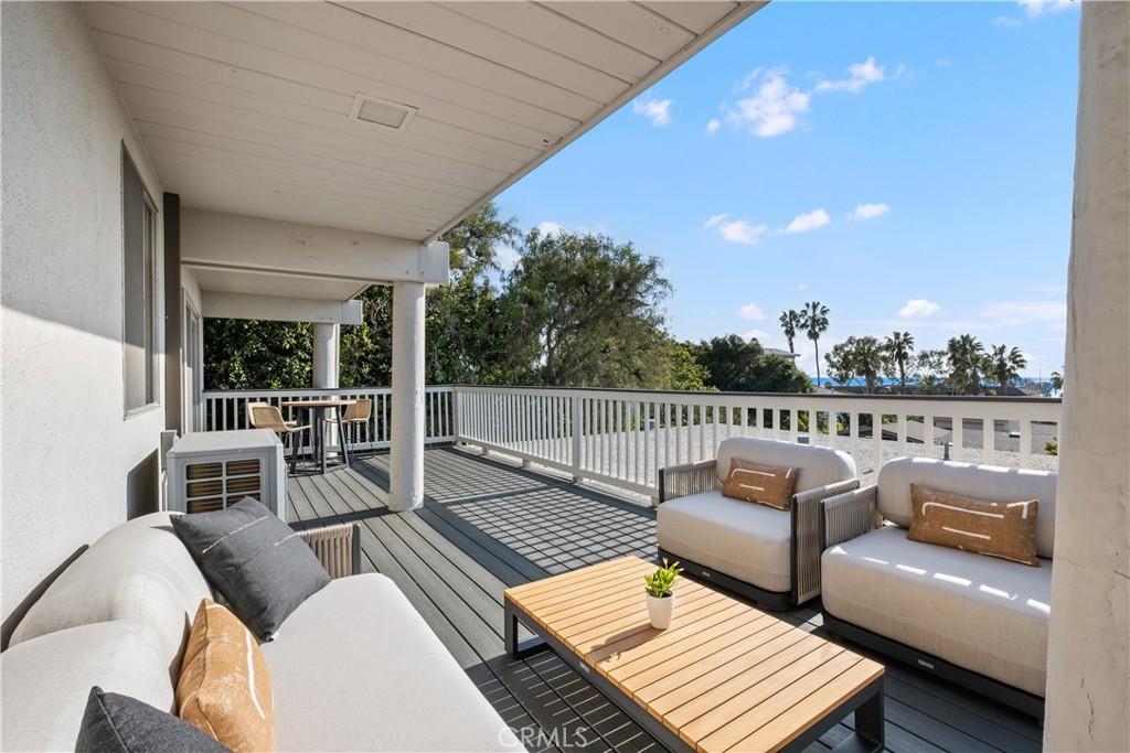 MLS #OC26029460 image #0