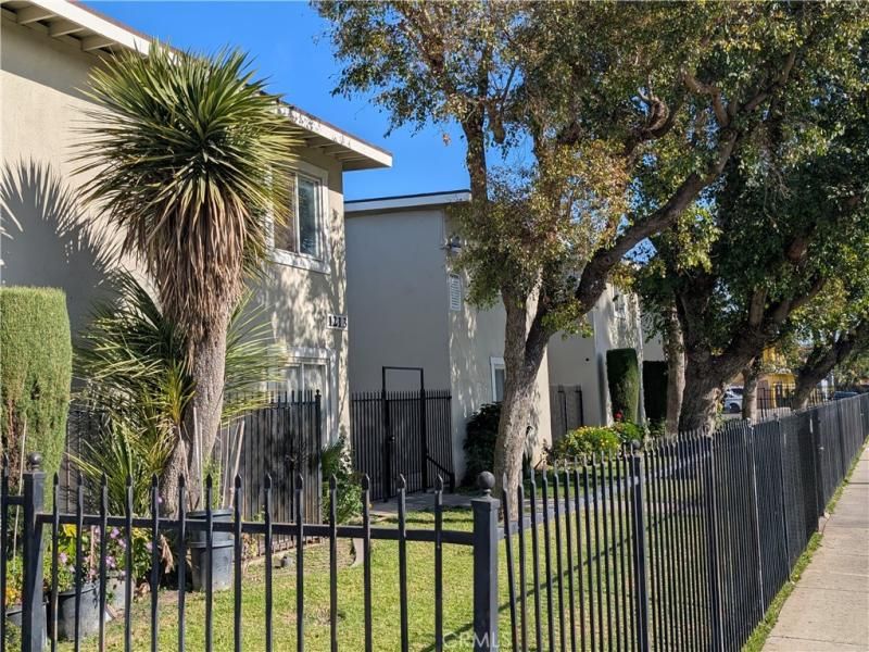 MLS #OC26030769 image #0