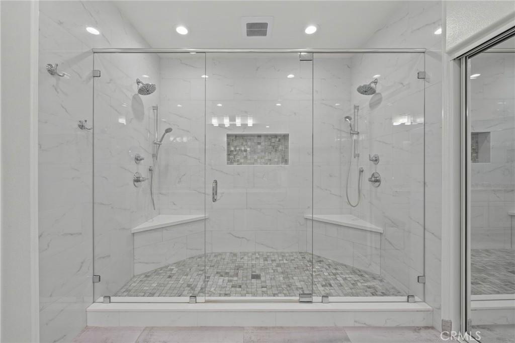 MLS #OC26034960 image #0