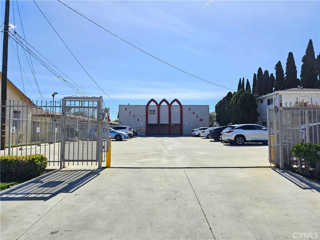 MLS #OC26037067 image #0