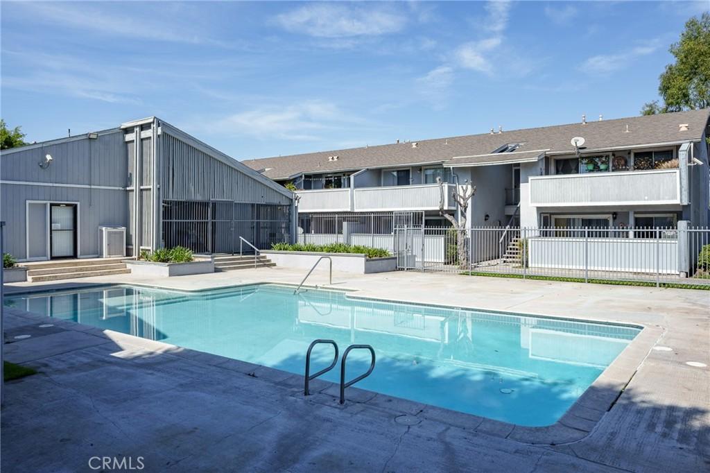 MLS #OC26041615 image #0