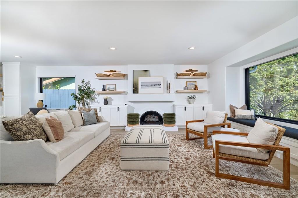 MLS #OC26043892 image #0