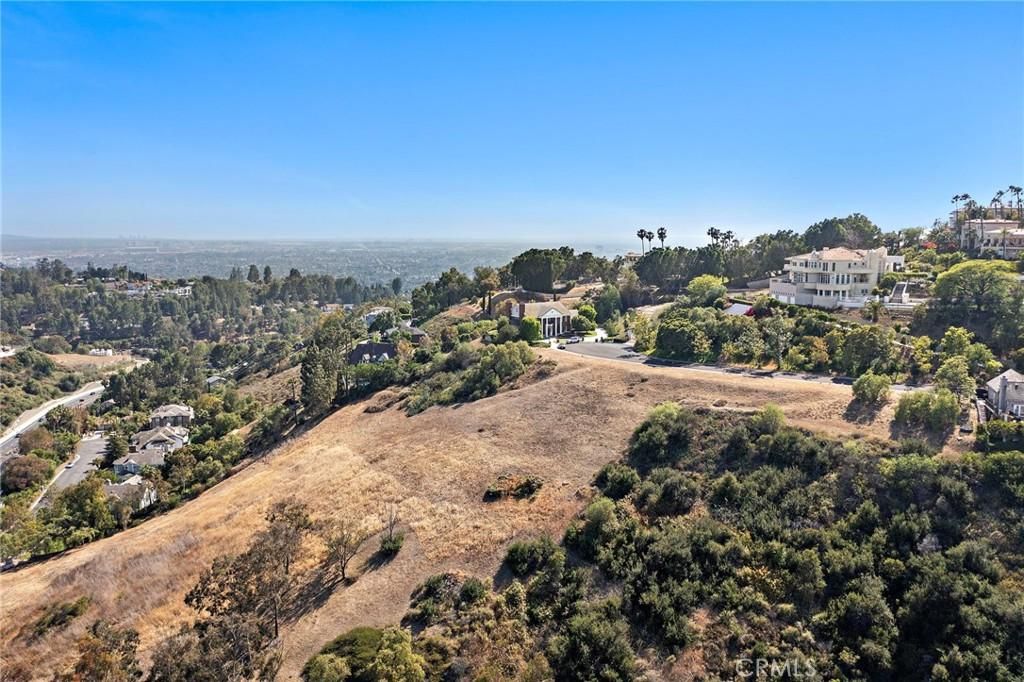 MLS #OC26045797 image #0