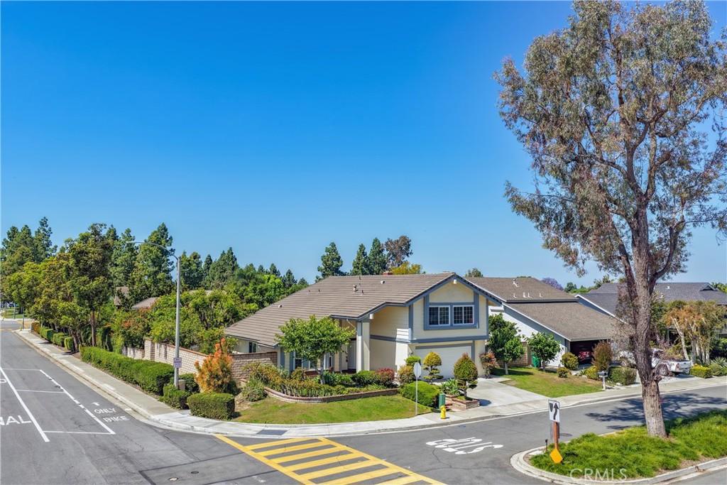 MLS #OC26049064 image #0