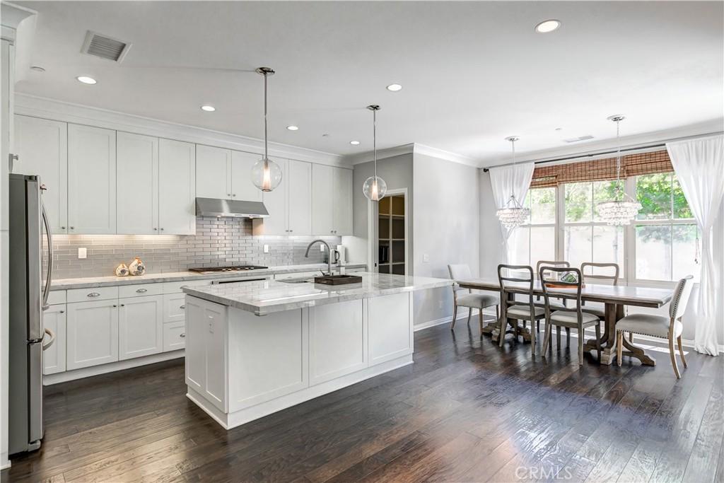 MLS #OC26049080 image #0