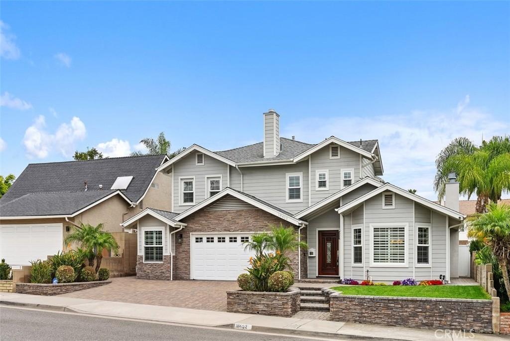 MLS #OC26049864 image #0