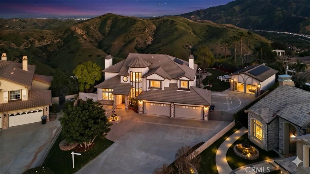 MLS #OC26052236 image #0