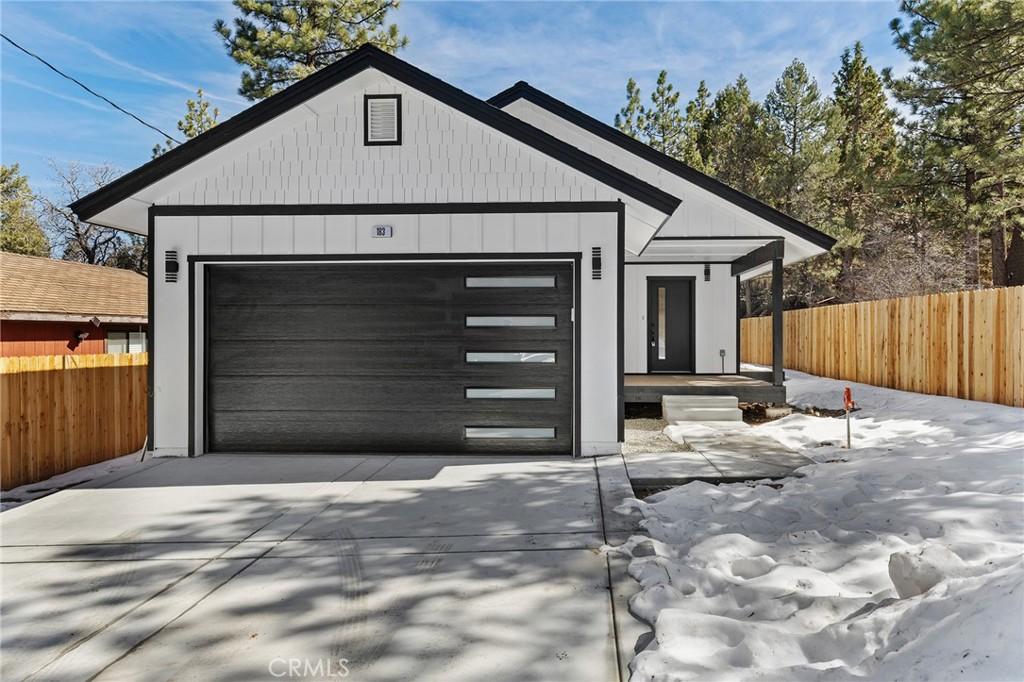 MLS #OC26053545 image #0