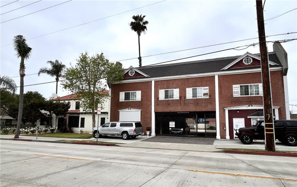 MLS #OC26053609 image #0