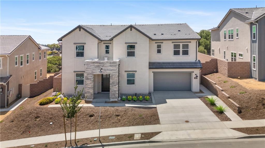 MLS #OC26053971 image #0