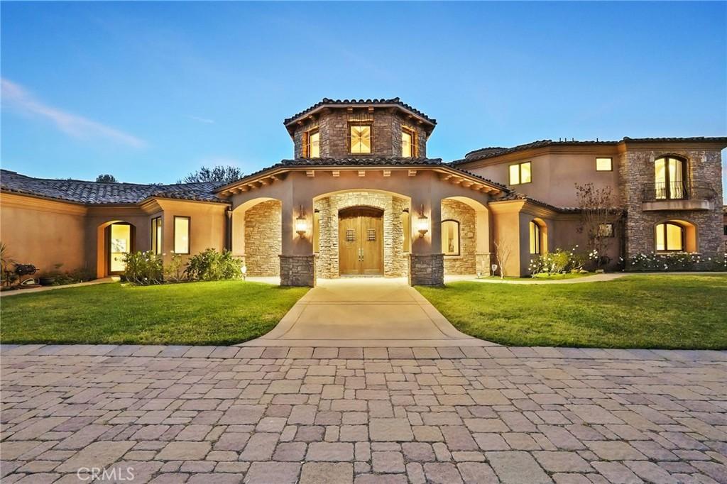 MLS #OC26054482 image #0