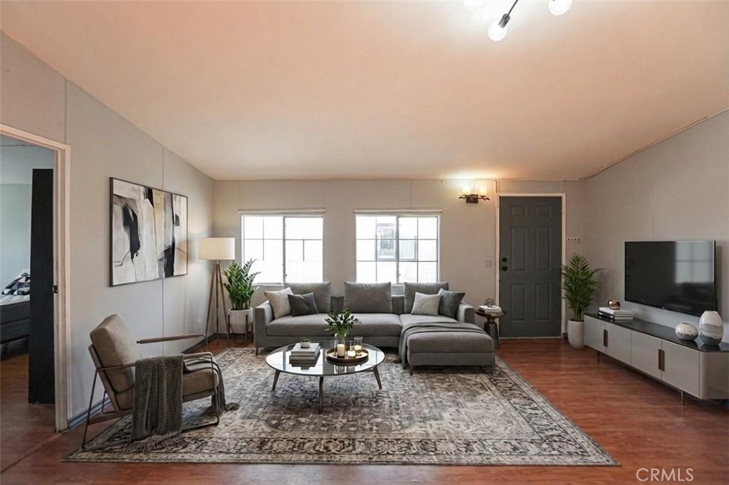 MLS #OC26054751 image #0