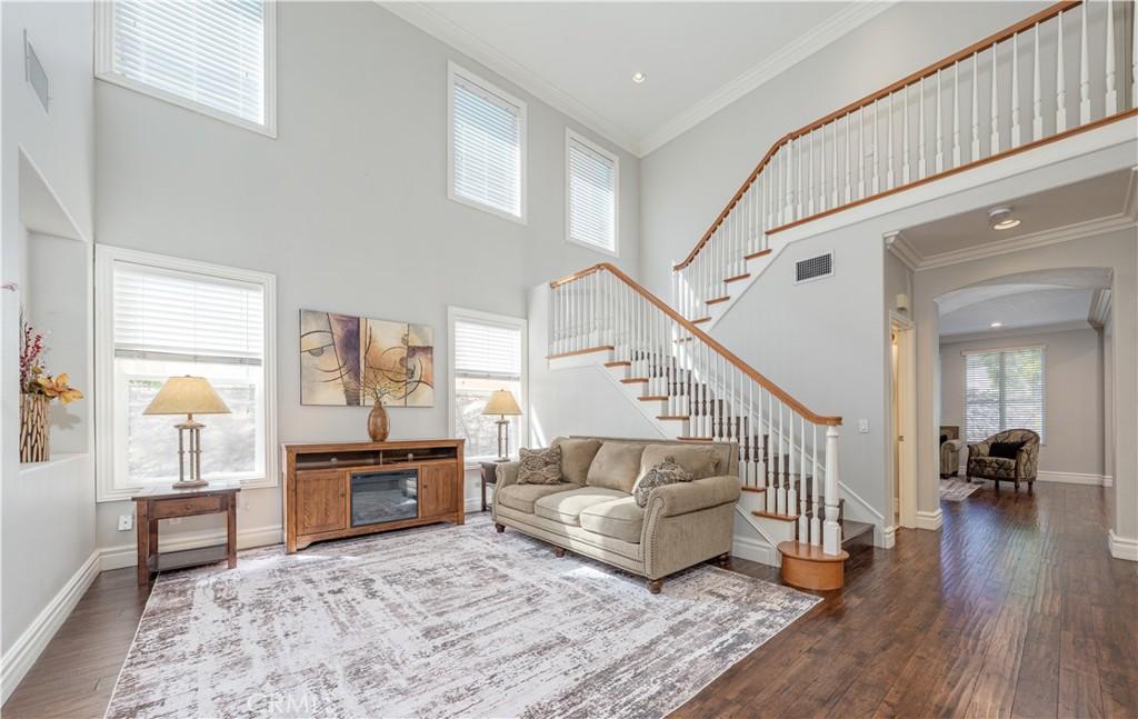 MLS #OC26055361 image #0