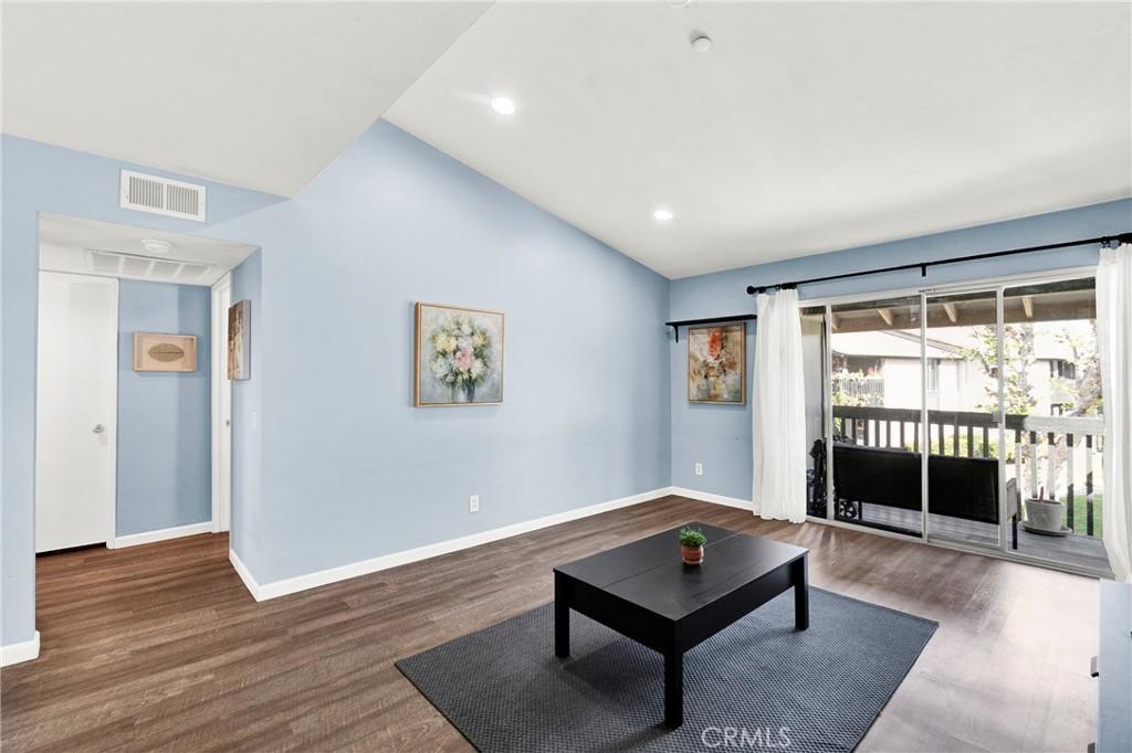 MLS #OC26055986 image #0