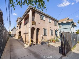 MLS #OC26056394 image #0