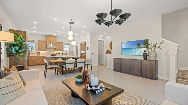 MLS #OC26057297 image #0