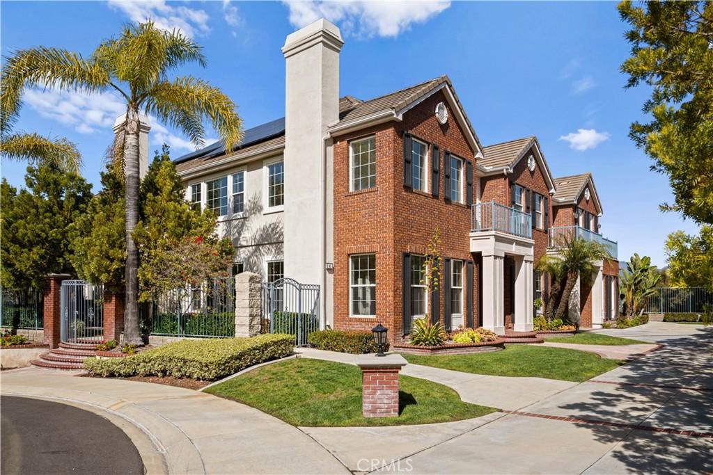 MLS #OC26058004 image #0