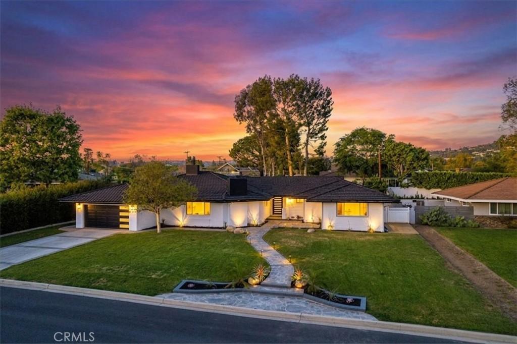 MLS #OC26058551 image #0