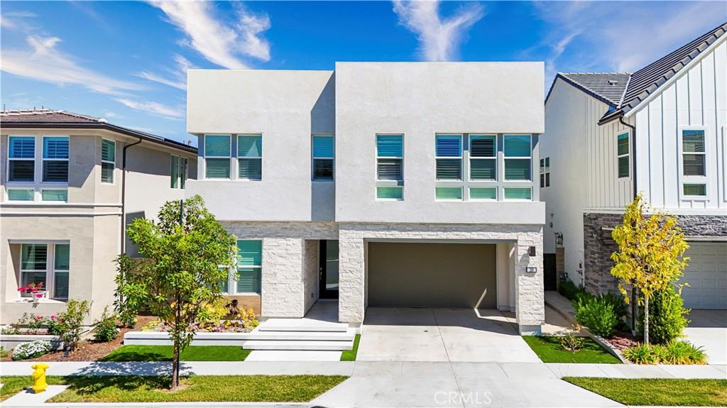 MLS #OC26058757 image #0