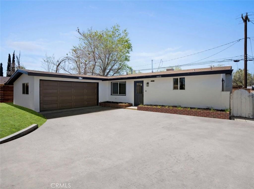 MLS #OC26058809 image #0