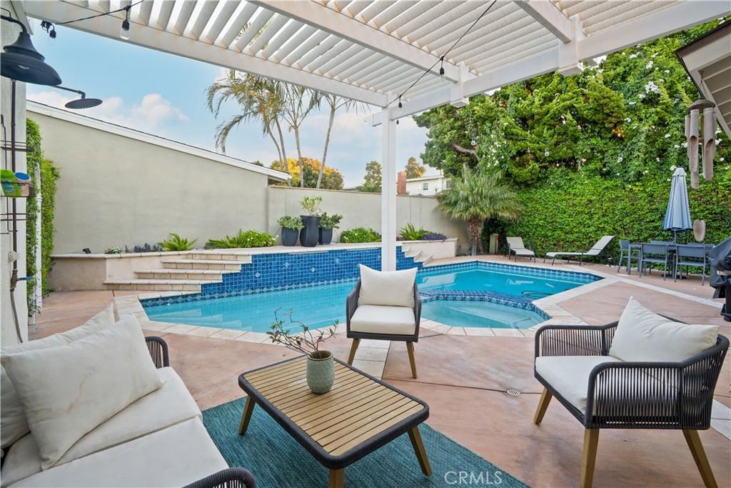 MLS #OC26058953 image #0