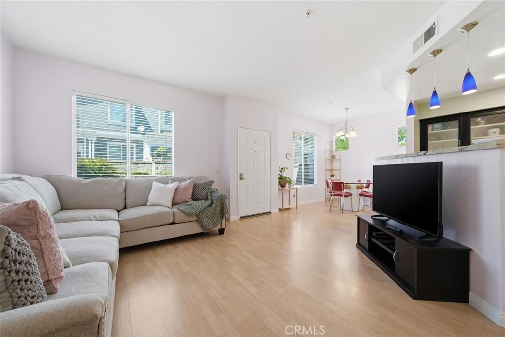 MLS #OC26059267 image #0