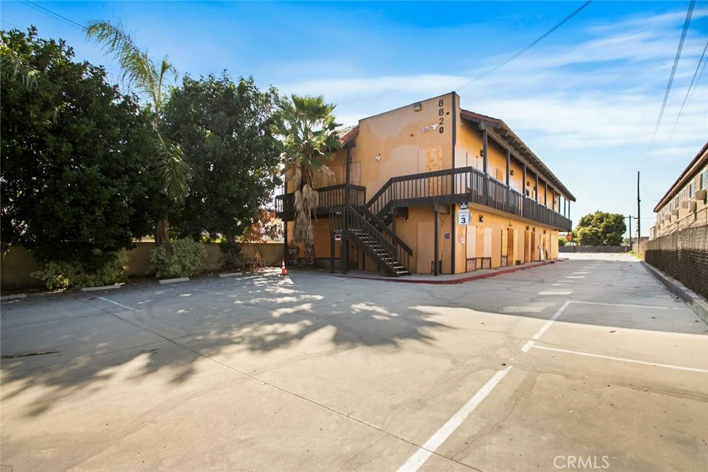 MLS #OC26059474 image #0