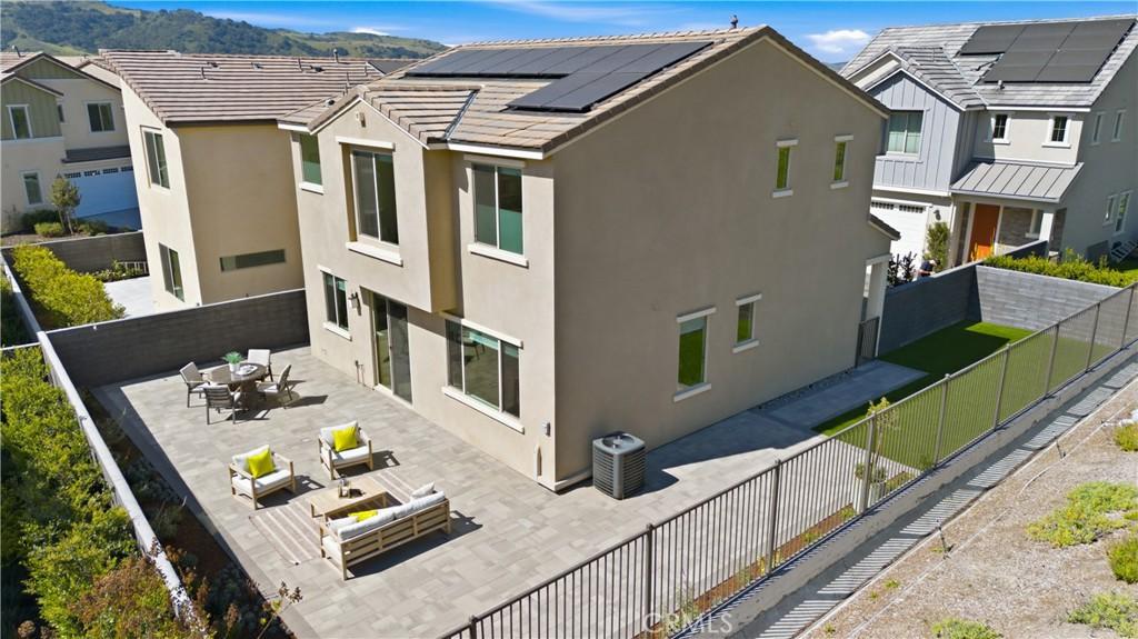 MLS #OC26059903 image #0