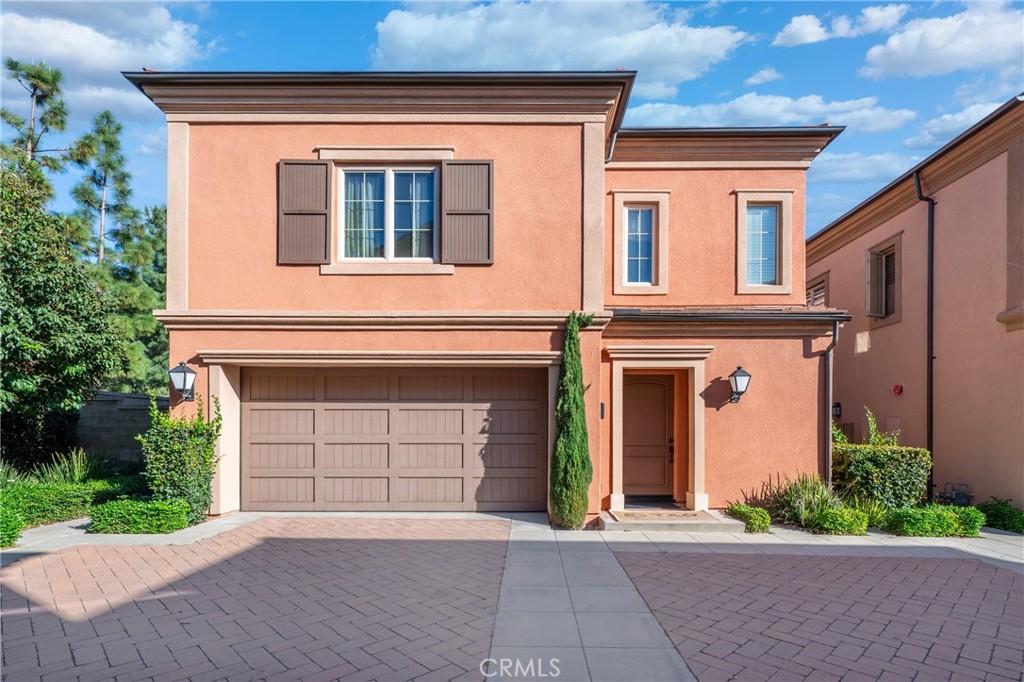 MLS #OC26060126 image #0