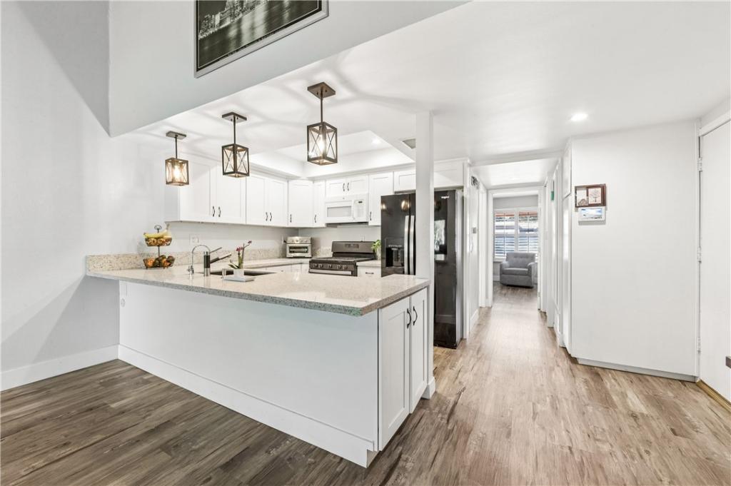 MLS #OC26061155 image #0