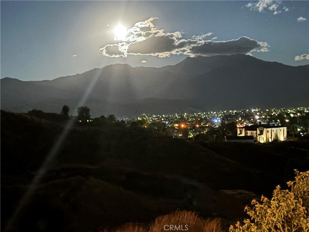 MLS #OC26061550 image #0