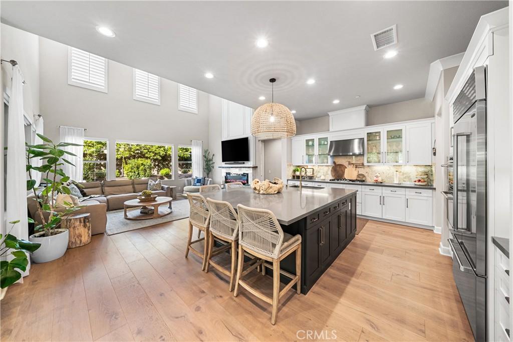 MLS #OC26062490 image #0