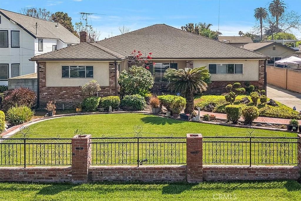 MLS #OC26064540 image #0