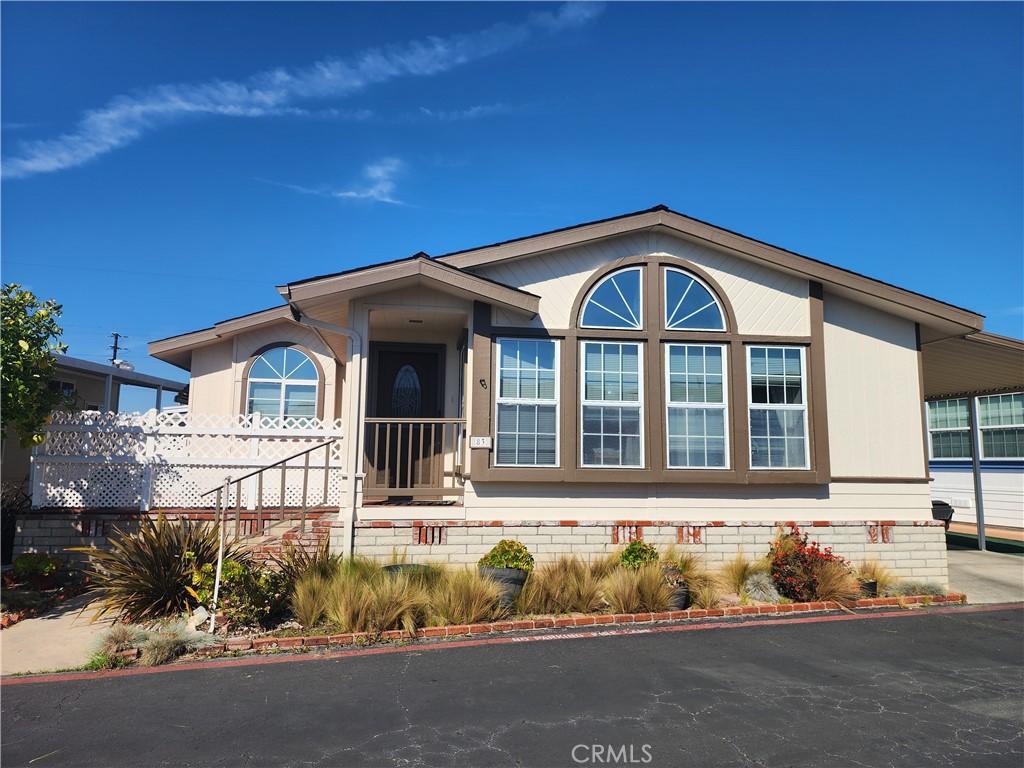 MLS #OC26064830 image #0