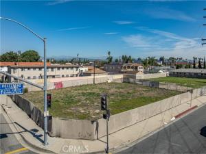 MLS #OC26065256 image #0