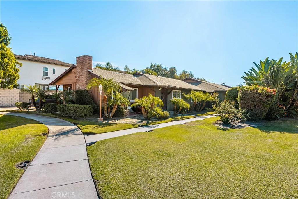 MLS #OC26065684 image #0