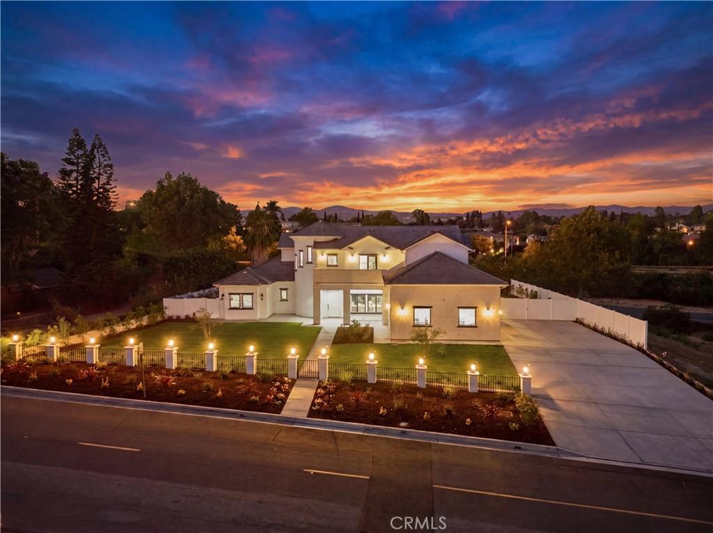 MLS #OC26066587 image #0