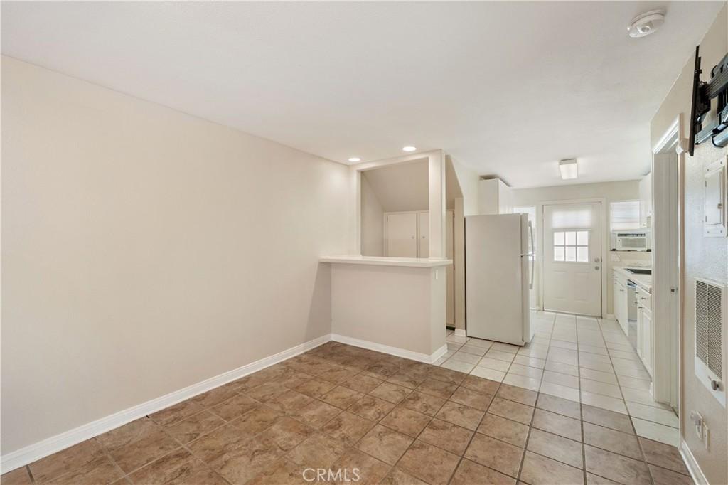 MLS #OC26067867 image #0