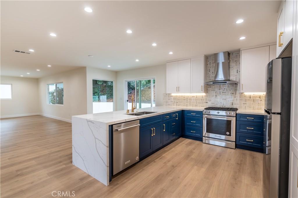 MLS #OC26067907 img 0