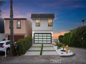 MLS #OC26068222 image #0